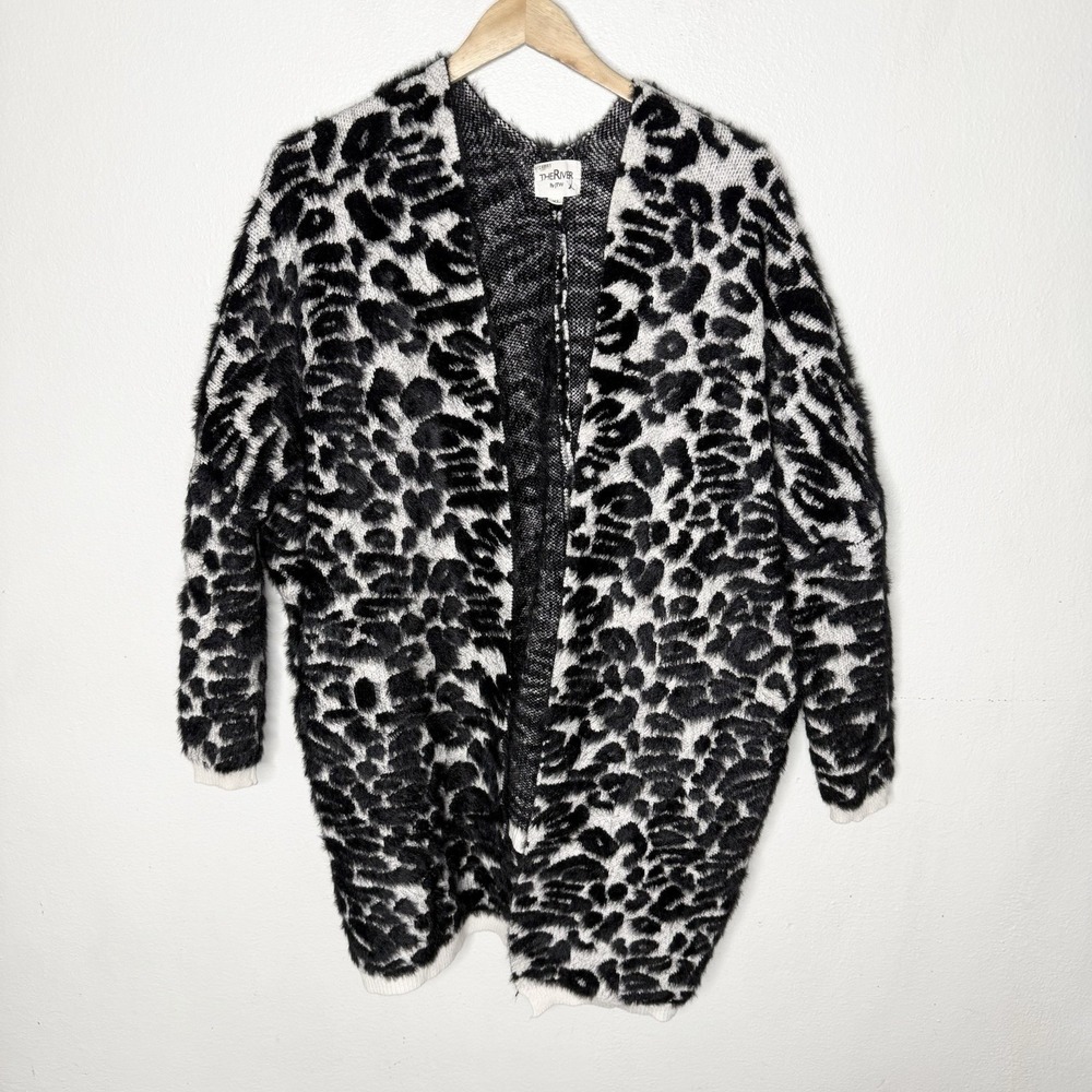 The River By JTW‎ Black White Leopard Cardigan Sweater Soft Open Front Womens XL